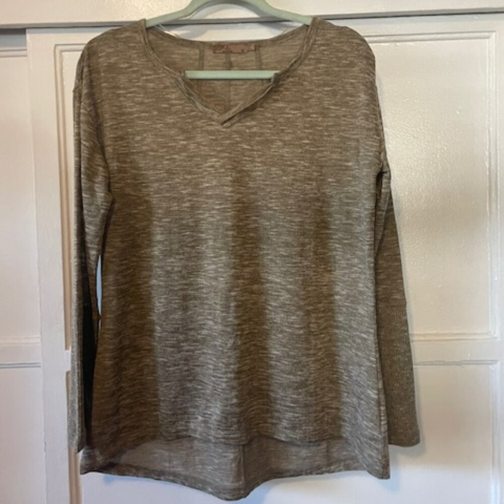 prAna Pullover Top Women's Size Medium Long Sleeve Olive Green Elevated Basic